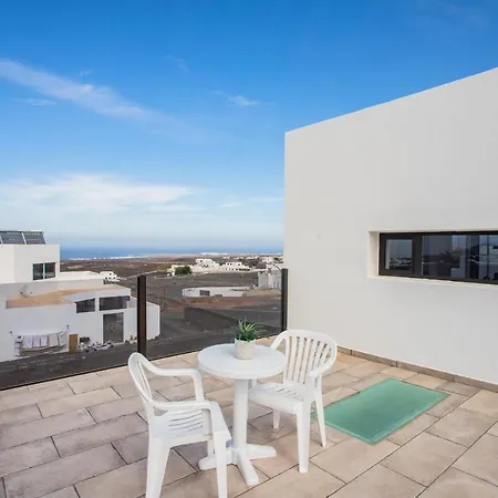 Villa Eslanzarote Eco Tony, Heated Pool, Jacuzzi, Sat Tv, Super Wifi *