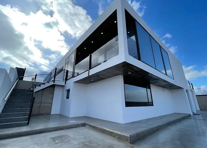 Eslanzarote Eco Tony, Heated Pool, Jacuzzi, Sat Tv, Super Wifi La Costa