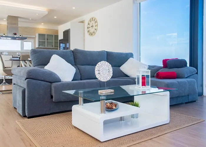 Eslanzarote Eco Tony, Heated Pool, Jacuzzi, Sat Tv, Super Wifi Villa