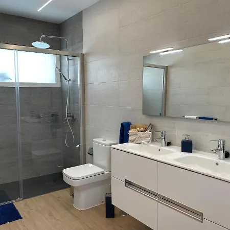 Eslanzarote Eco Tony, Heated Pool, Jacuzzi, Sat Tv, Super Wifi Villa La Costa